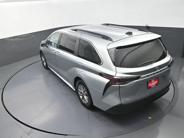 Used 2025 Silver Toyota XLE image 26