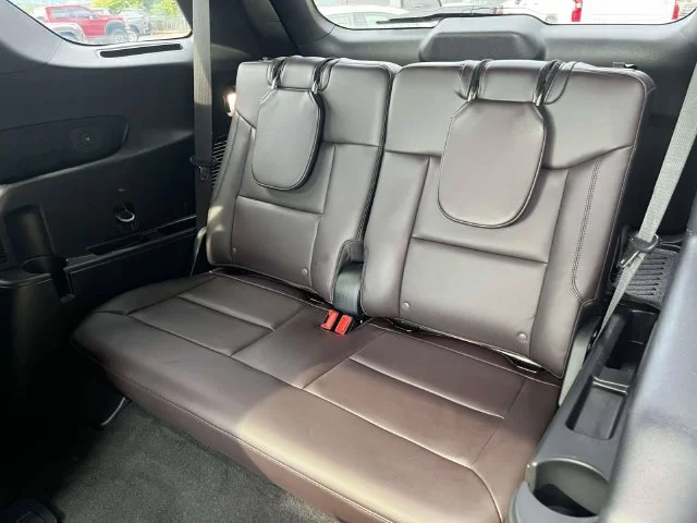 Used 2025 Gray Ford Platinum image 15