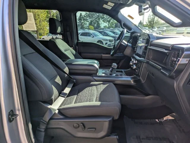 Used 2022 Silver Ford XLT image 27