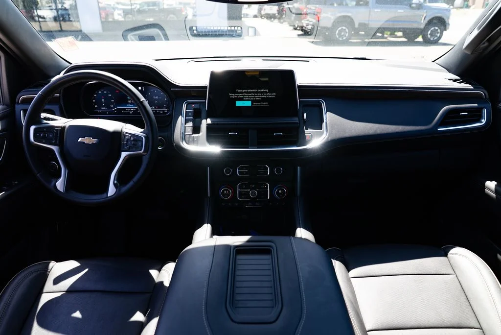Used 2023 White Chevrolet Premier image 8