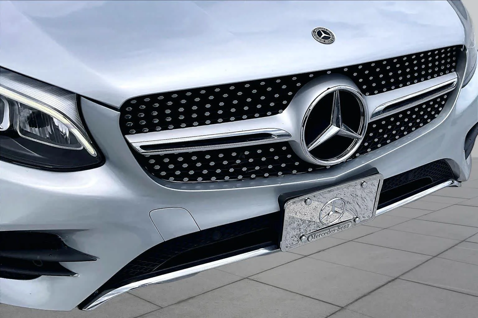 Used 2018 Iridium Silver Metallic Mercedes-Benz GLC 300 image 29