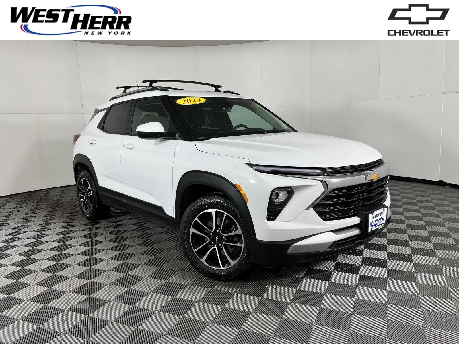 Used 2024 Summit White Chevrolet LT image 1