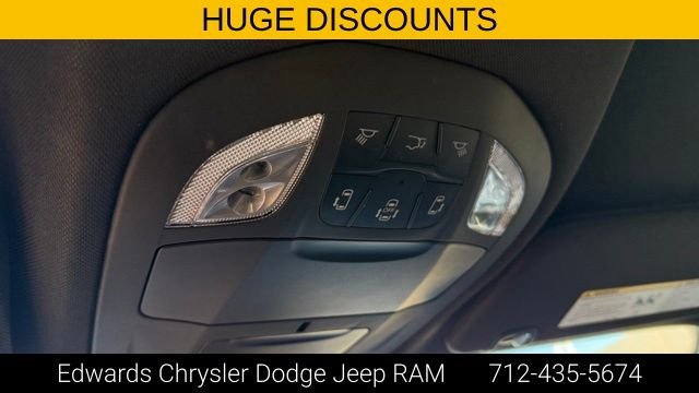 2026 Chrysler Pacifica Select - Photo 26