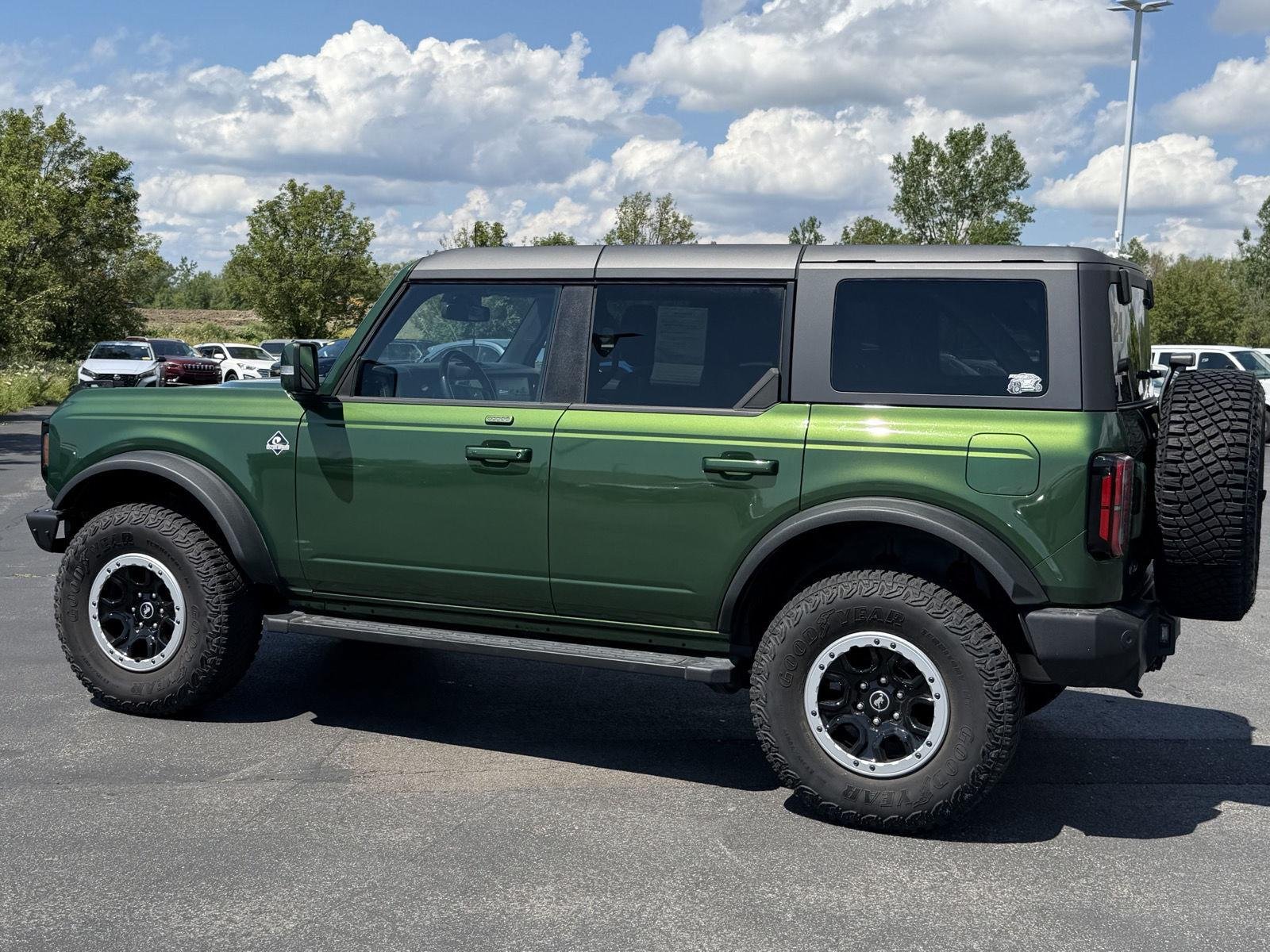Used 2023 Eruption Green Ford Outer Banks Advanced image 5