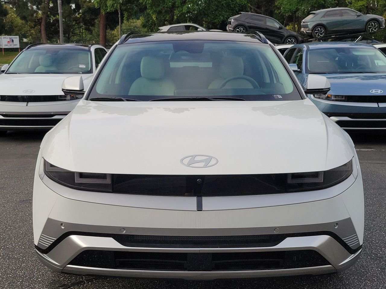 New 2026 Atlas White Hyundai Limited image 5