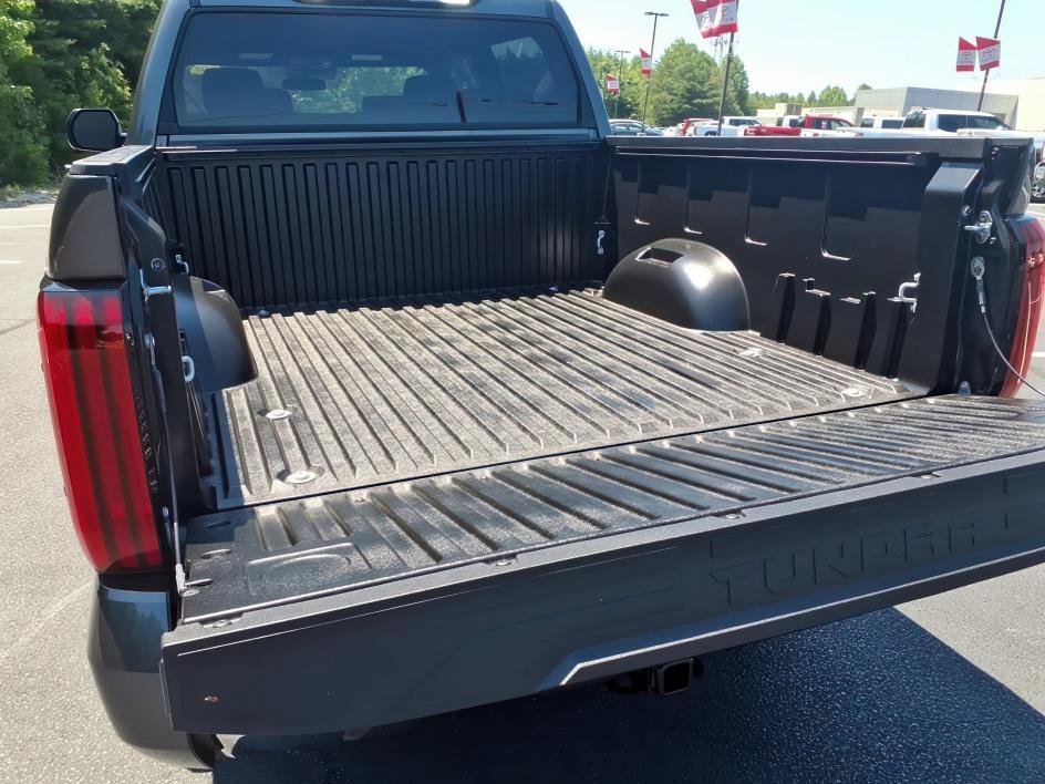 New 2026 Magnetic Gray Meta Toyota SR5 image 4