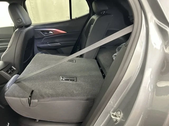 2026 Chevrolet Equinox EV RS - Photo 24