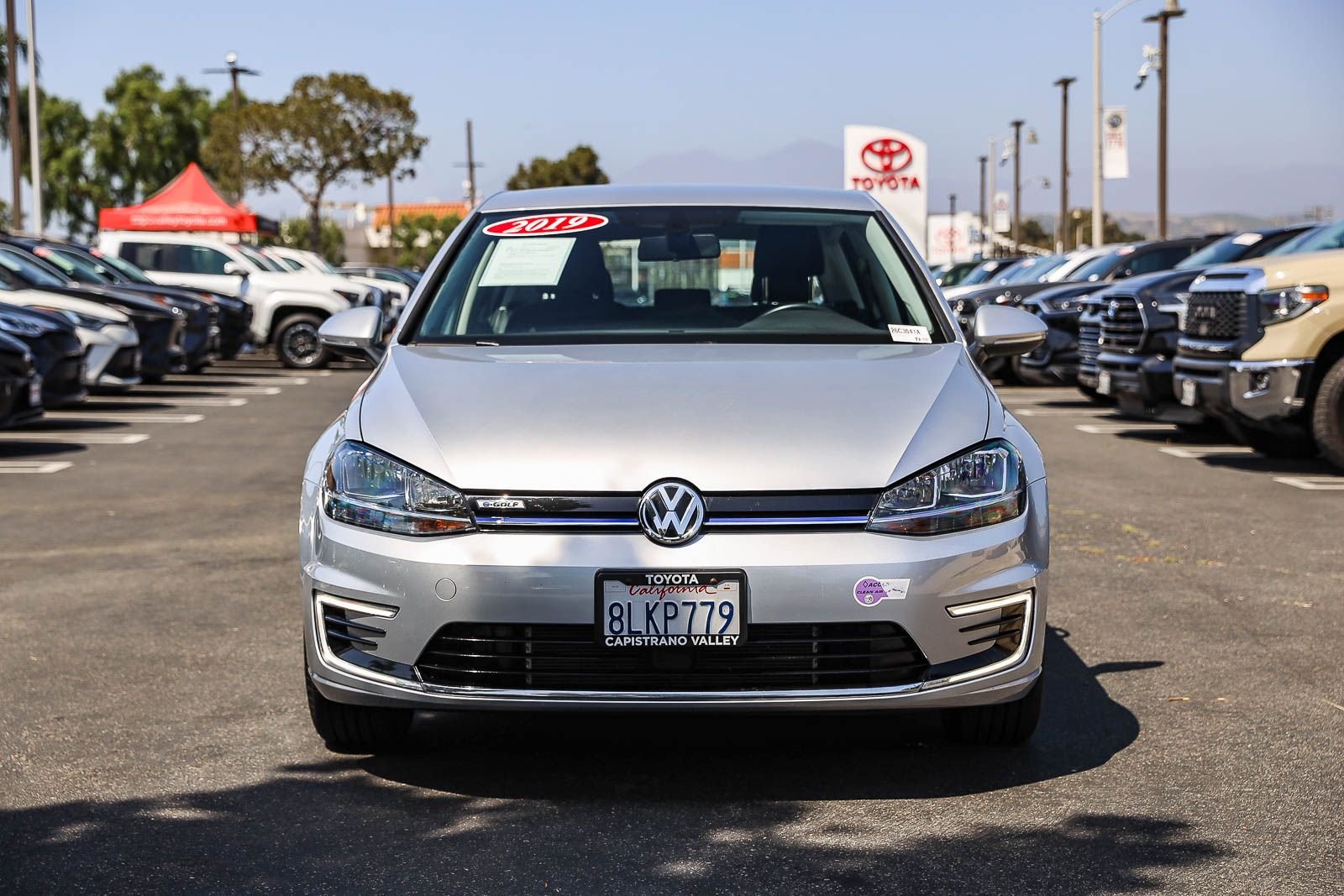 Used 2019 Volkswagen e-Golf e-Golf SE with VIN WVWKR7AU1KW914136 for sale in San Juan Capistrano, CA
