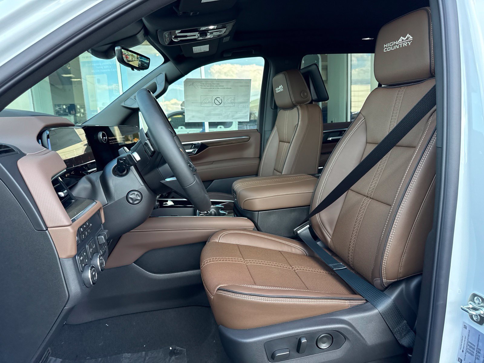 New 2026 Polar White Tricoat Chevrolet High Country Deluxe with 24in Wheels - Technology & Entertainment - Super Cruise - Panoramic Sunroof - Get Active Package image 19