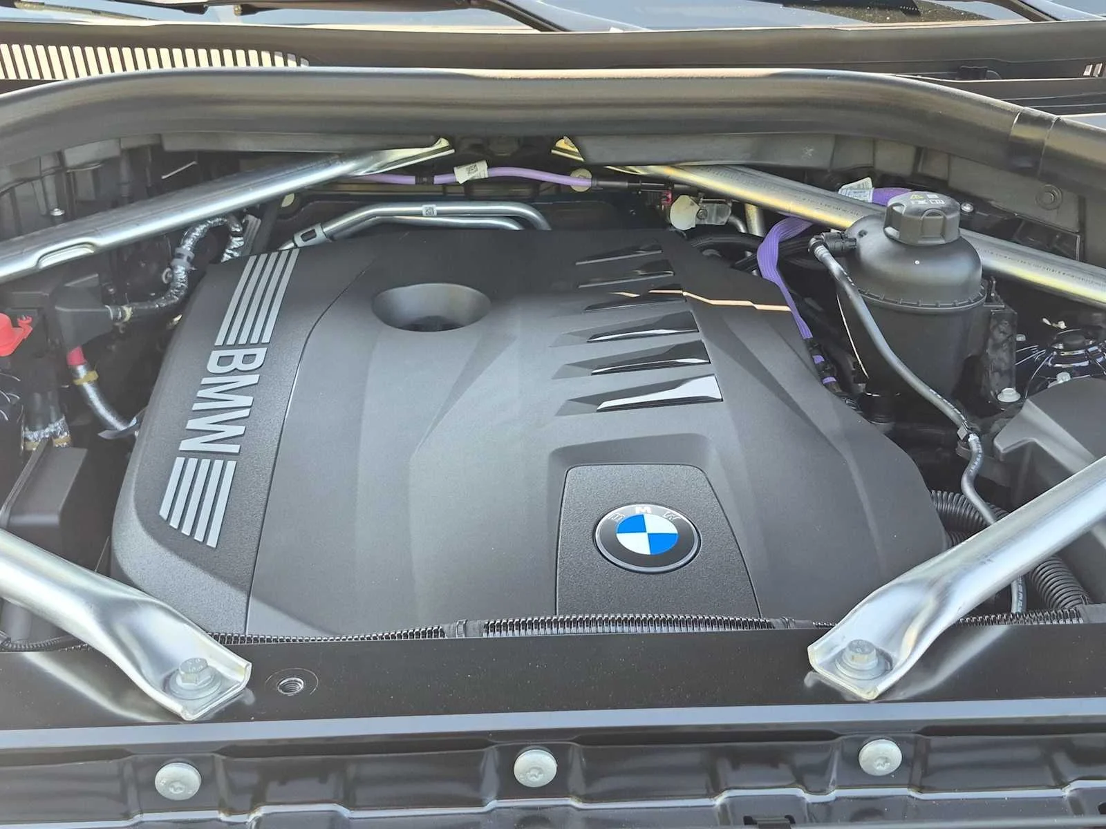 New 2026 Tanzanite Blue II Metallic BMW xDrive40i image 14