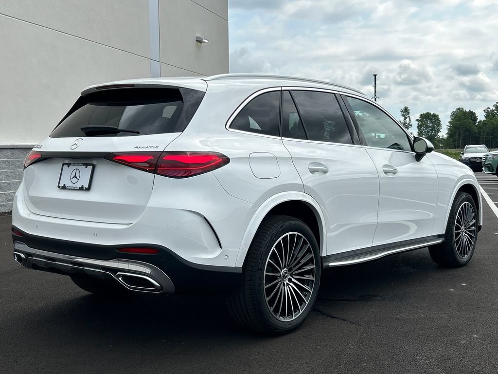 New 2026 Polar White Mercedes-Benz GLC 300 image 45