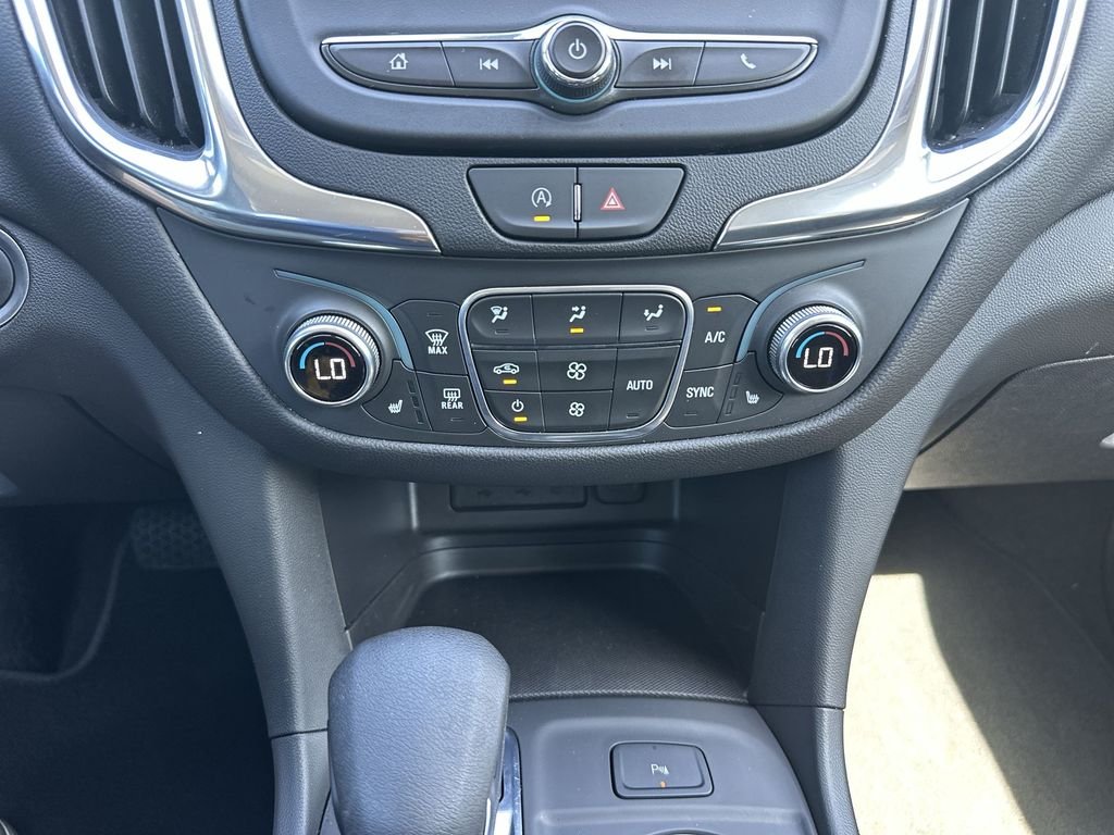 2024 Chevrolet Equinox LT - Photo 34