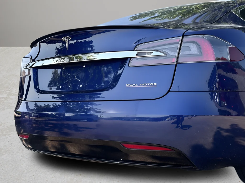 Used 2020 Blue Tesla Performance image 25