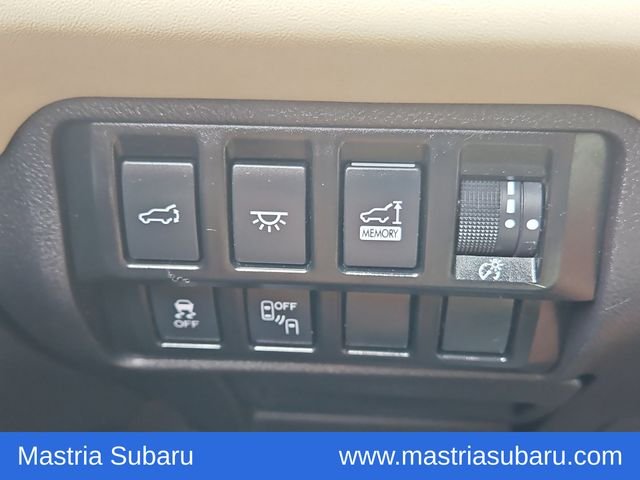 Used 2022 Brown Subaru Limited image 12