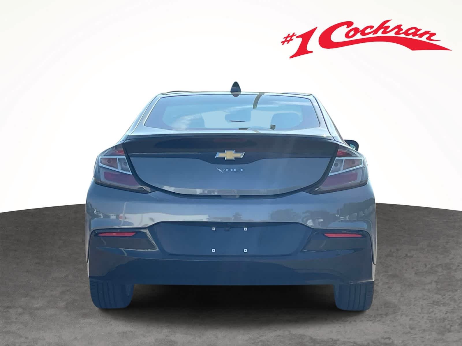 Used 2017 Heather Gray Metallic Chevrolet LT image 8