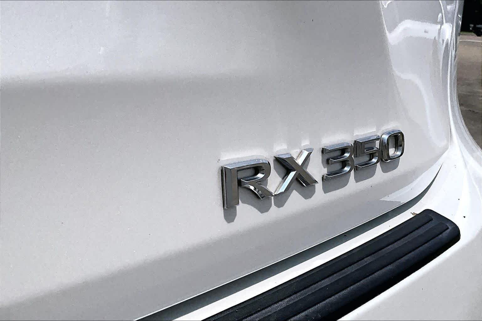 Used 2017 Eminent White Pearl Lexus  image 29