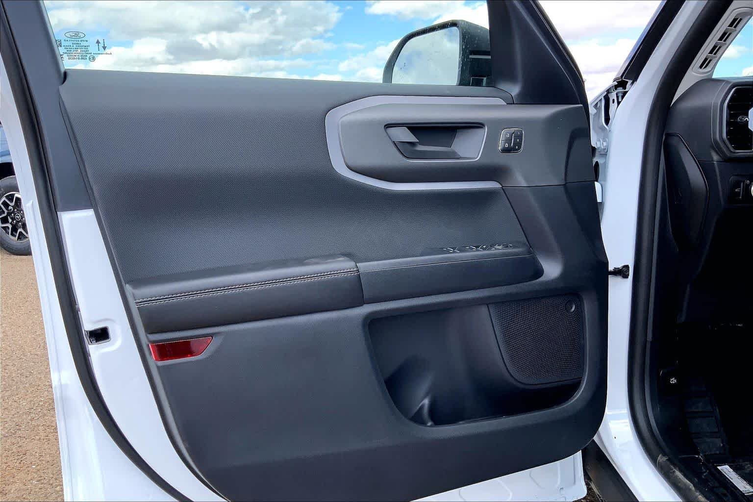 New 2025 Oxford White Ford Outer Banks® image 10