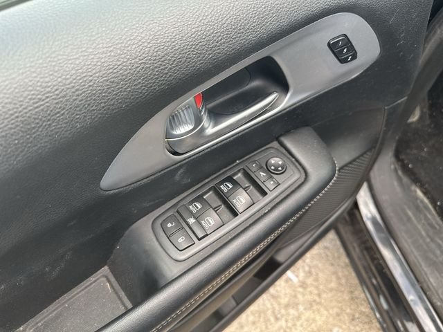 Used 2018 Black Chrysler Limited image 26