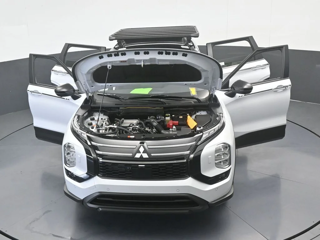 New 2026 White Mitsubishi Trail Edition image 80