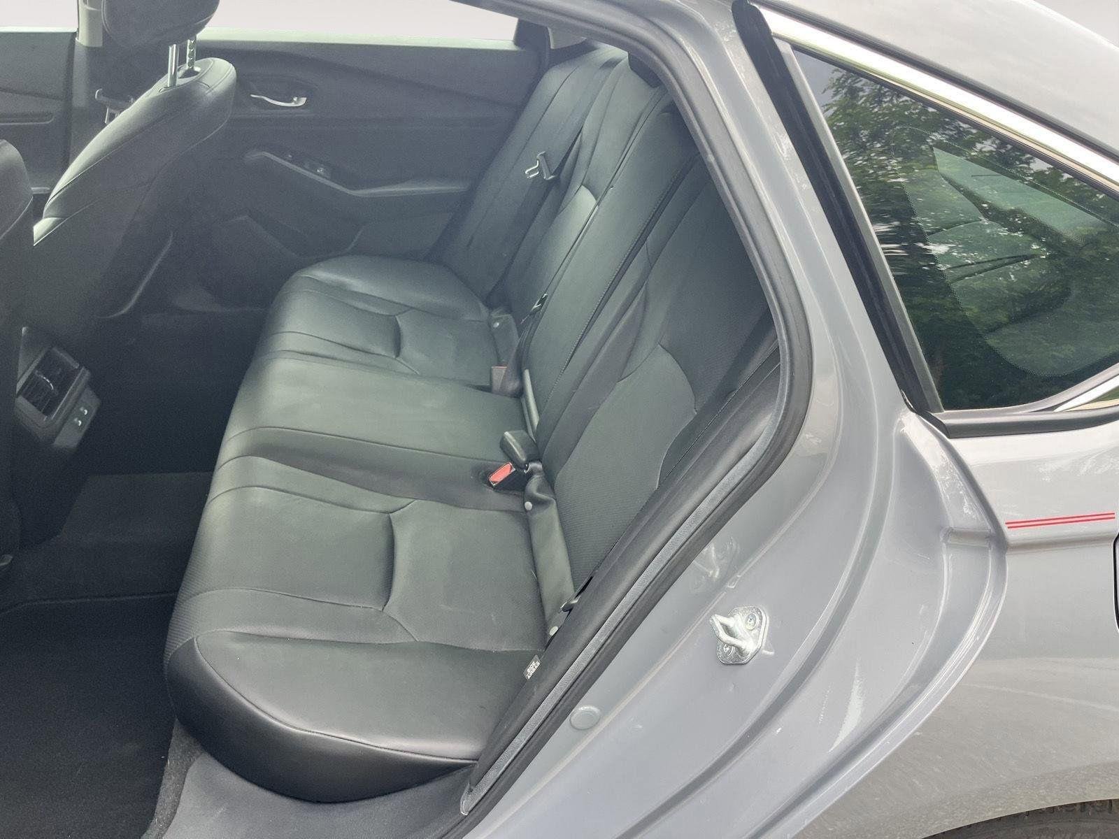 Used 2024 Urban Gray Pearl Honda Touring image 39