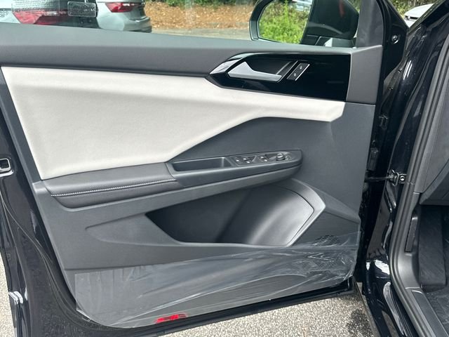 New 2026 Black Volkswagen 1.5T S image 10