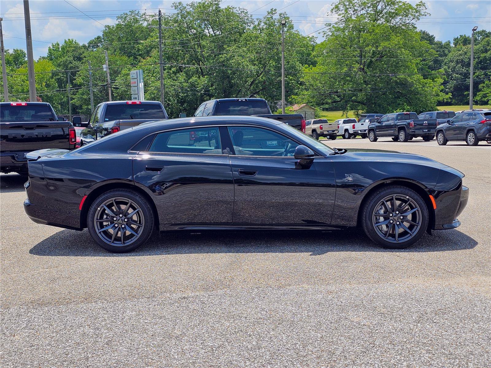 New 2026 Diamond Black Crystal Pearlcoat Dodge Scat Pack image 8
