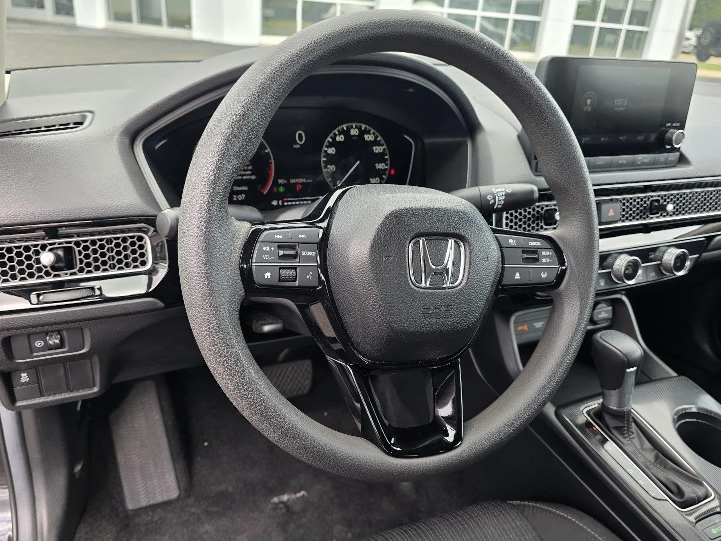 Used 2025  Honda LX image 10