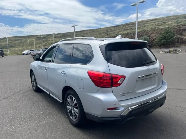 Used 2019 Brilliant Silver Metallic Nissan SV image 10