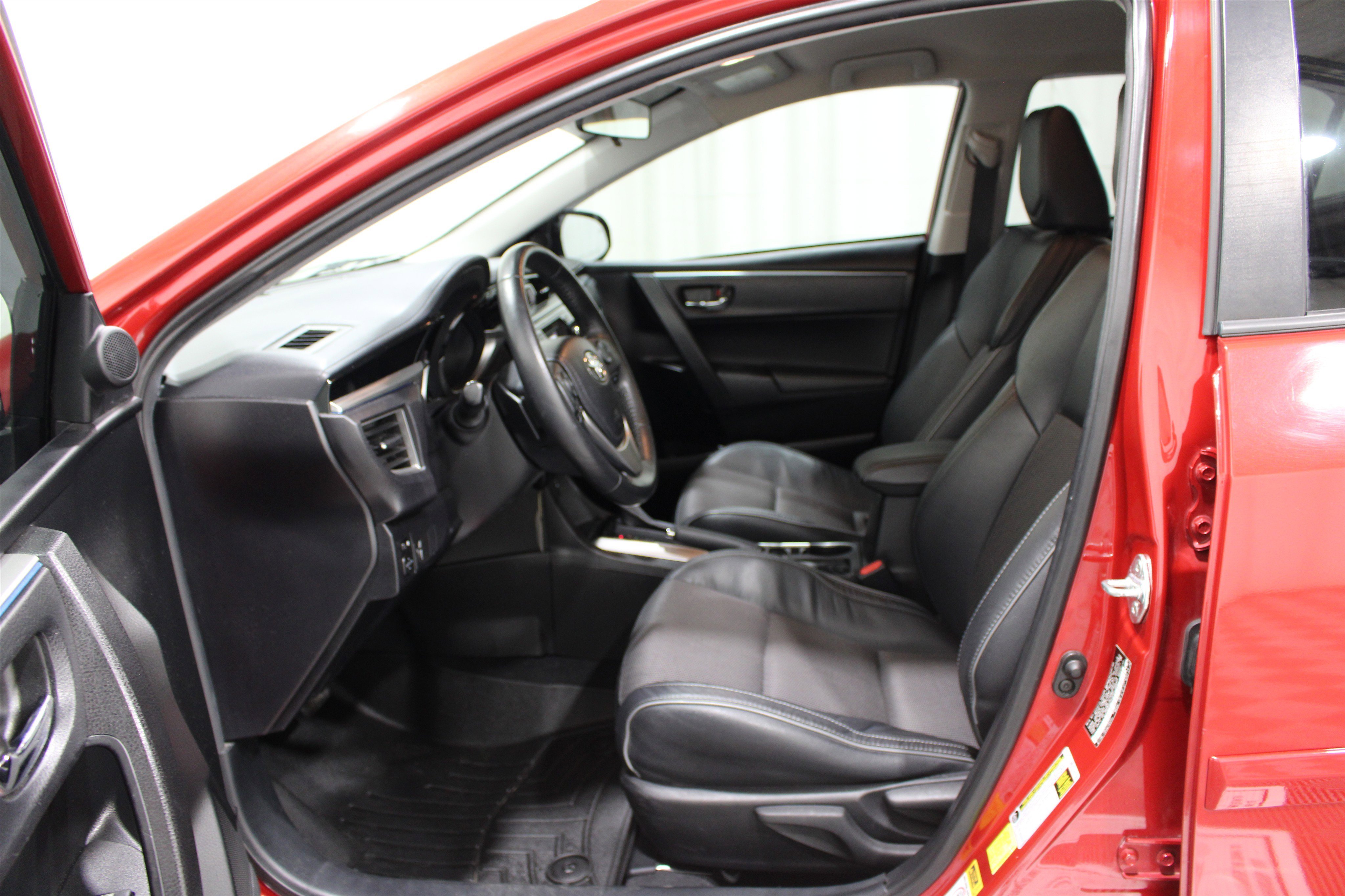 Used 2015 Red Toyota S Plus image 3