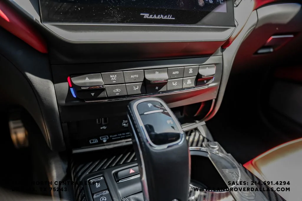 Used 2023 White Maserati Trofeo image 26