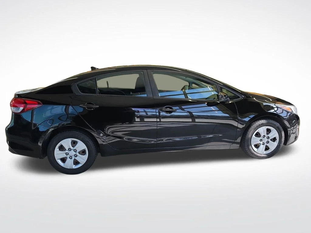 Used 2018 Kia FORTE LX with VIN 3KPFK4A77JE234572 for sale in Corpus Christi, TX