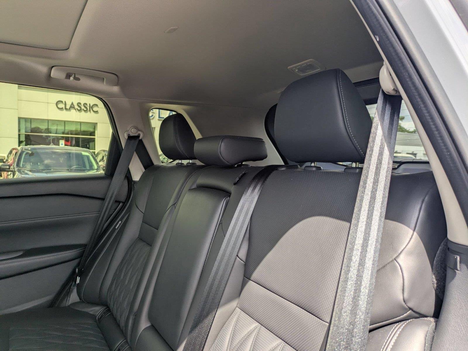 Used 2024 Boulder Gray Pearl Nissan Platinum image 29