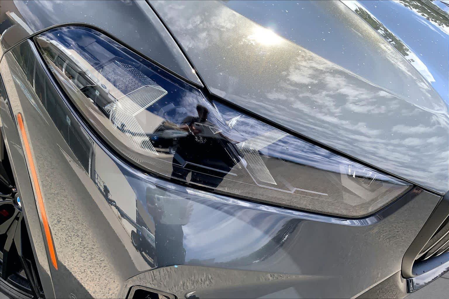New 2026 Dravit Grey Metallic BMW xDrive40i image 13