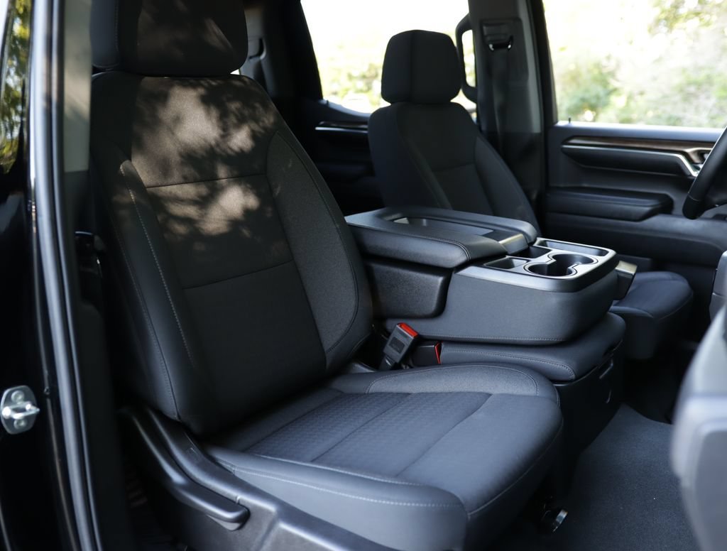Used 2024 Black Chevrolet LT (2FL) image 28