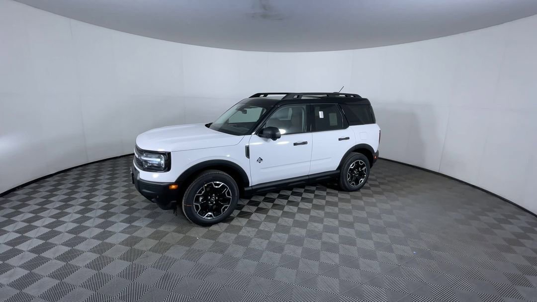 New 2026 Oxford White Ford Outer Banks image 4