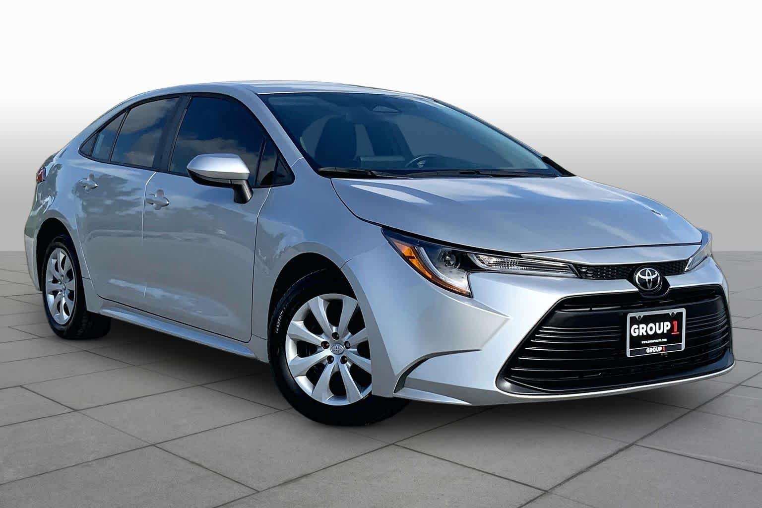 Used 2024 Classic Silver Metallic Toyota LE image 3