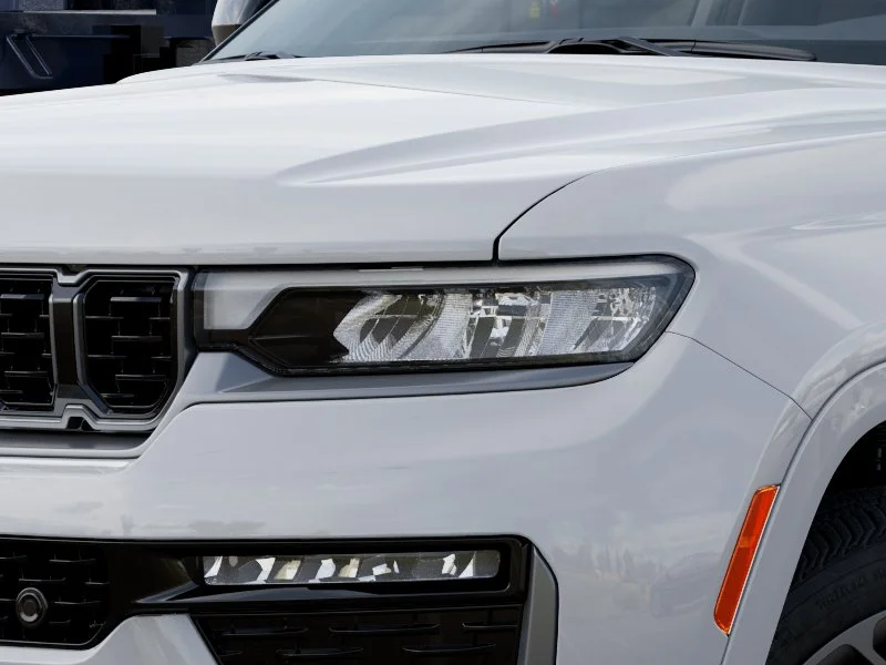 New 2026 Bright White Clear-Coat Exterior Paint Jeep Summit image 6