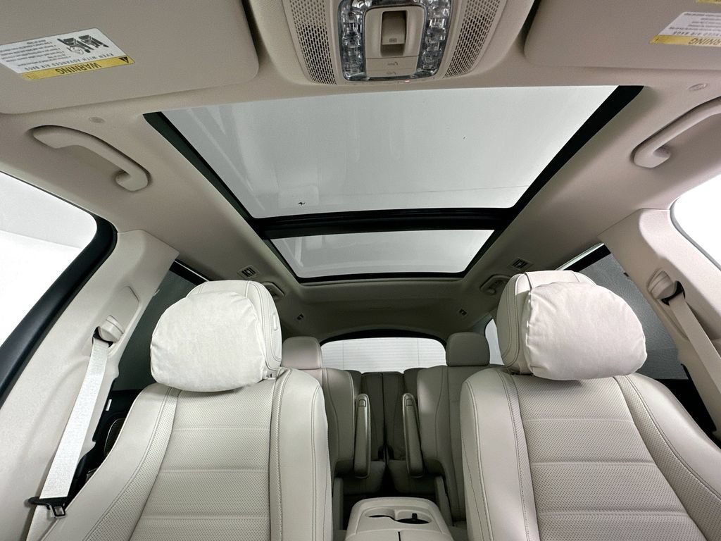New 2026 Selenite Grey Metallic Mercedes-Benz GLS 450 image 58