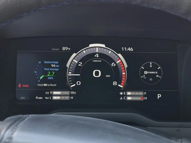 New 2026 Wind Chill Pearl <sup>1</sup> Toyota  Platinum image 21