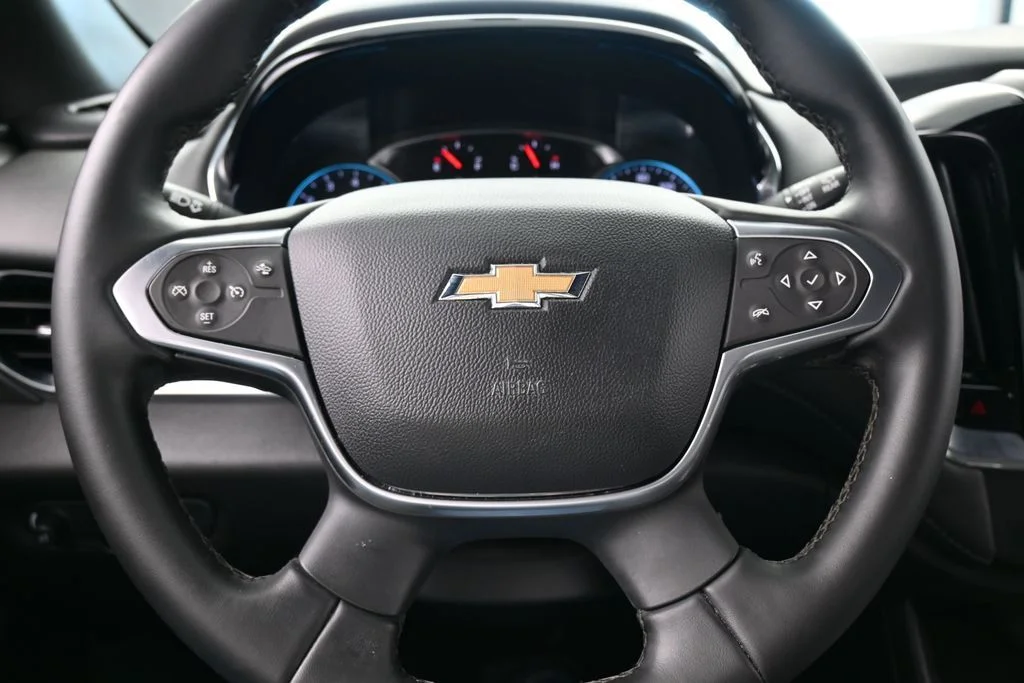 Used 2023 Mosaic Black Metallic Chevrolet LT image 24
