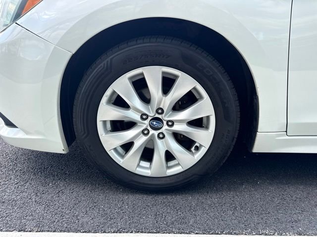 Used 2017 White Subaru 2.5i image 6