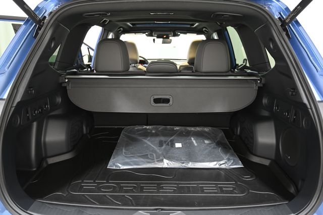 Used 2026 Blue Subaru Limited image 19