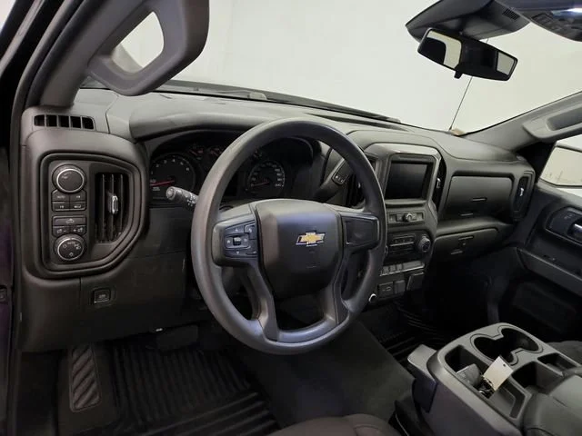 Used 2022 Black Chevrolet Custom image 17