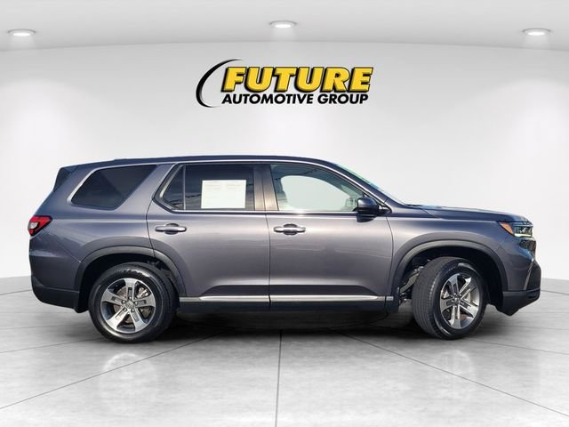 Used 2025  Honda EX-L image 3