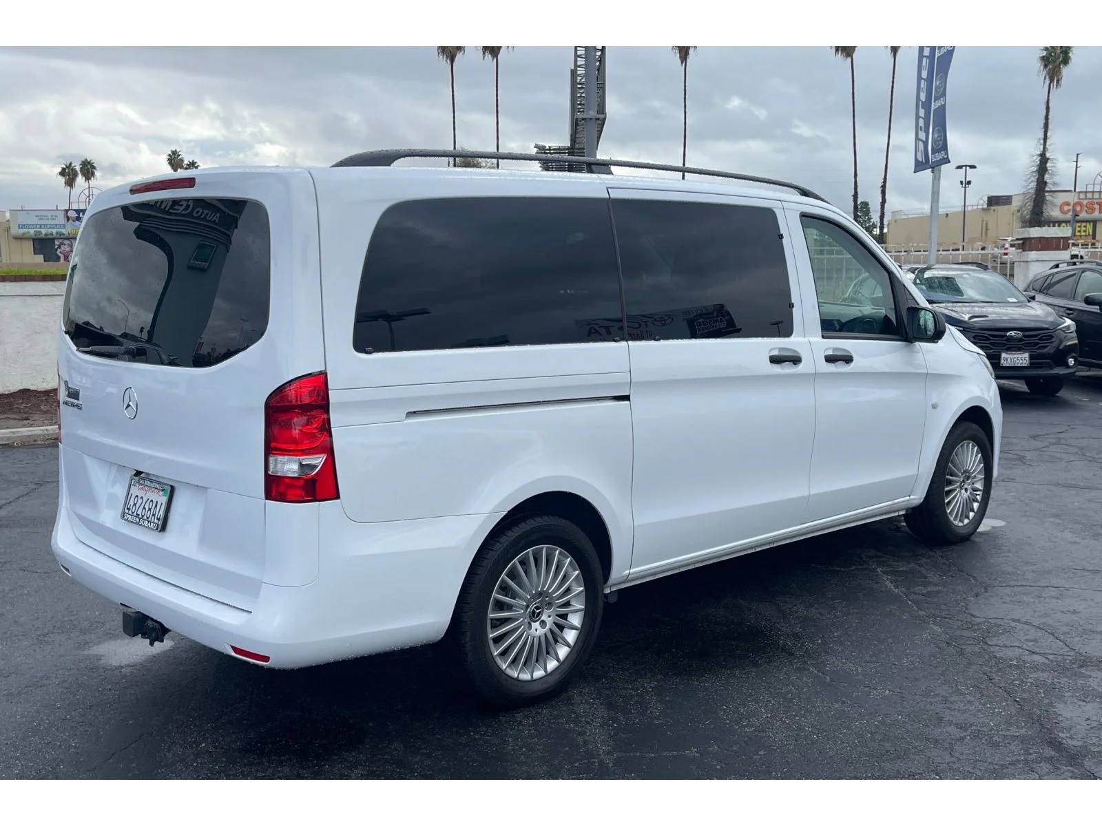 Used 2023 Arctic White Mercedes-Benz Base image 5
