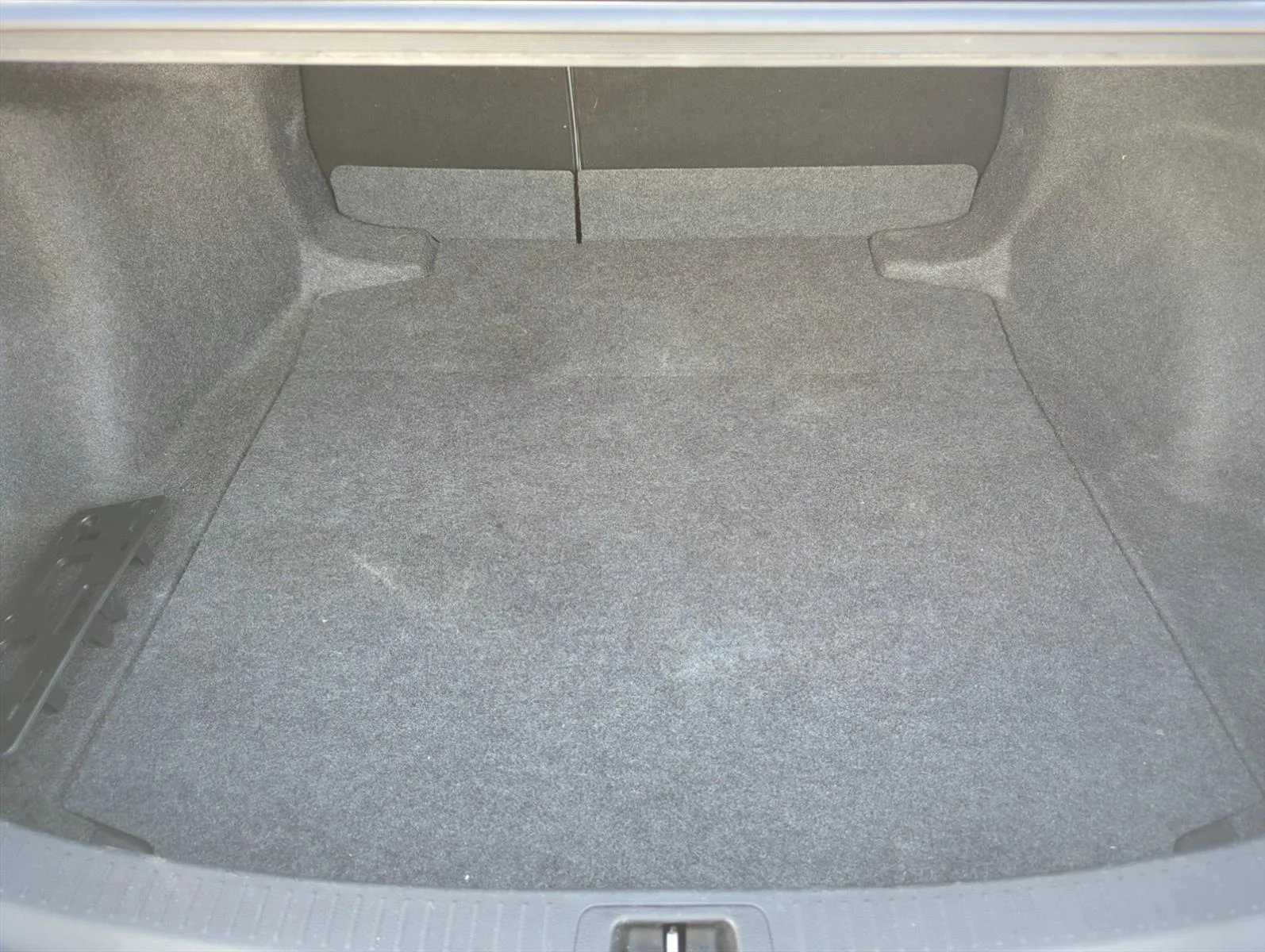 Used 2025 Underground Toyota LE image 21