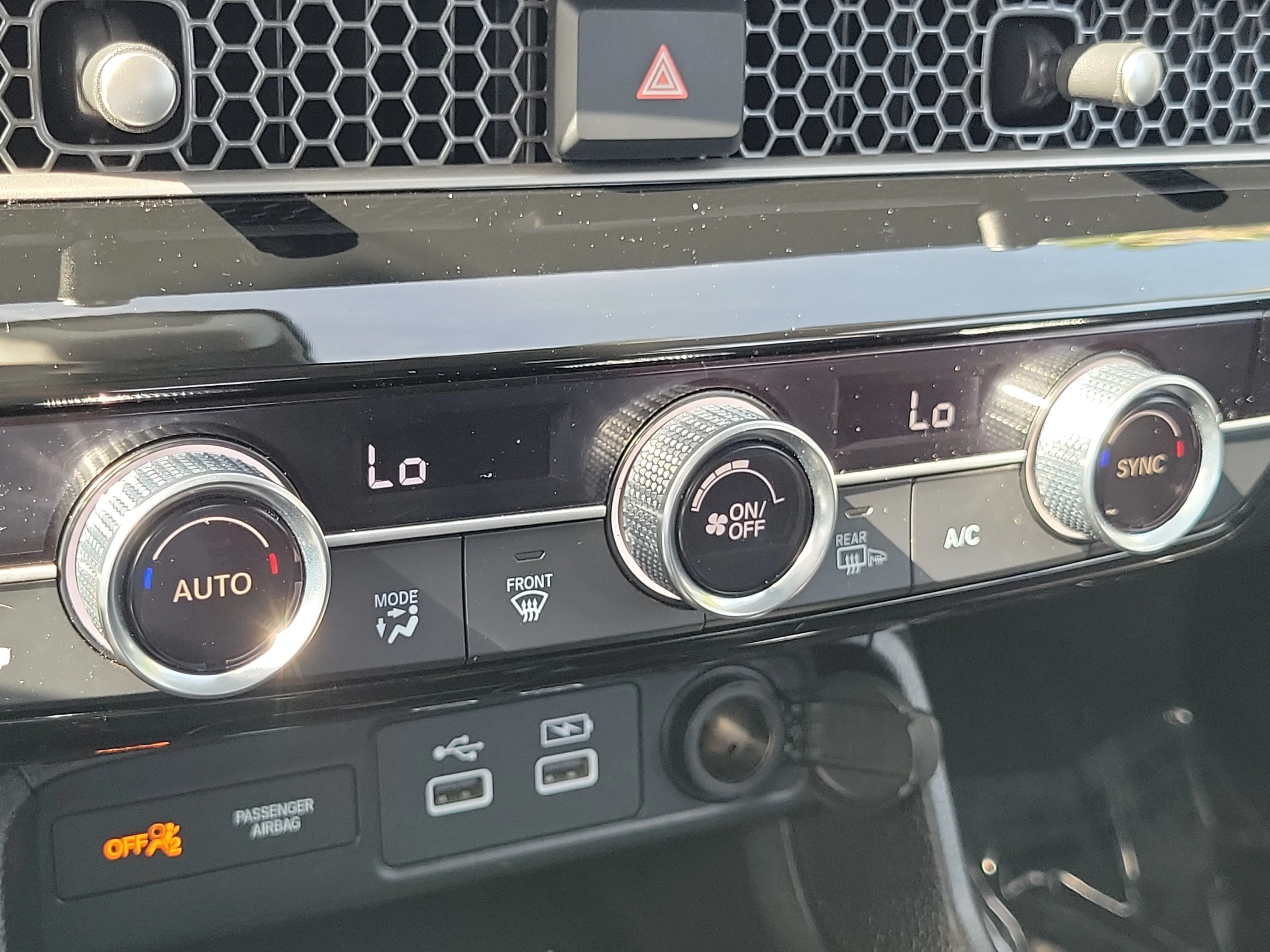 2024 Honda Civic Touring - Photo 26