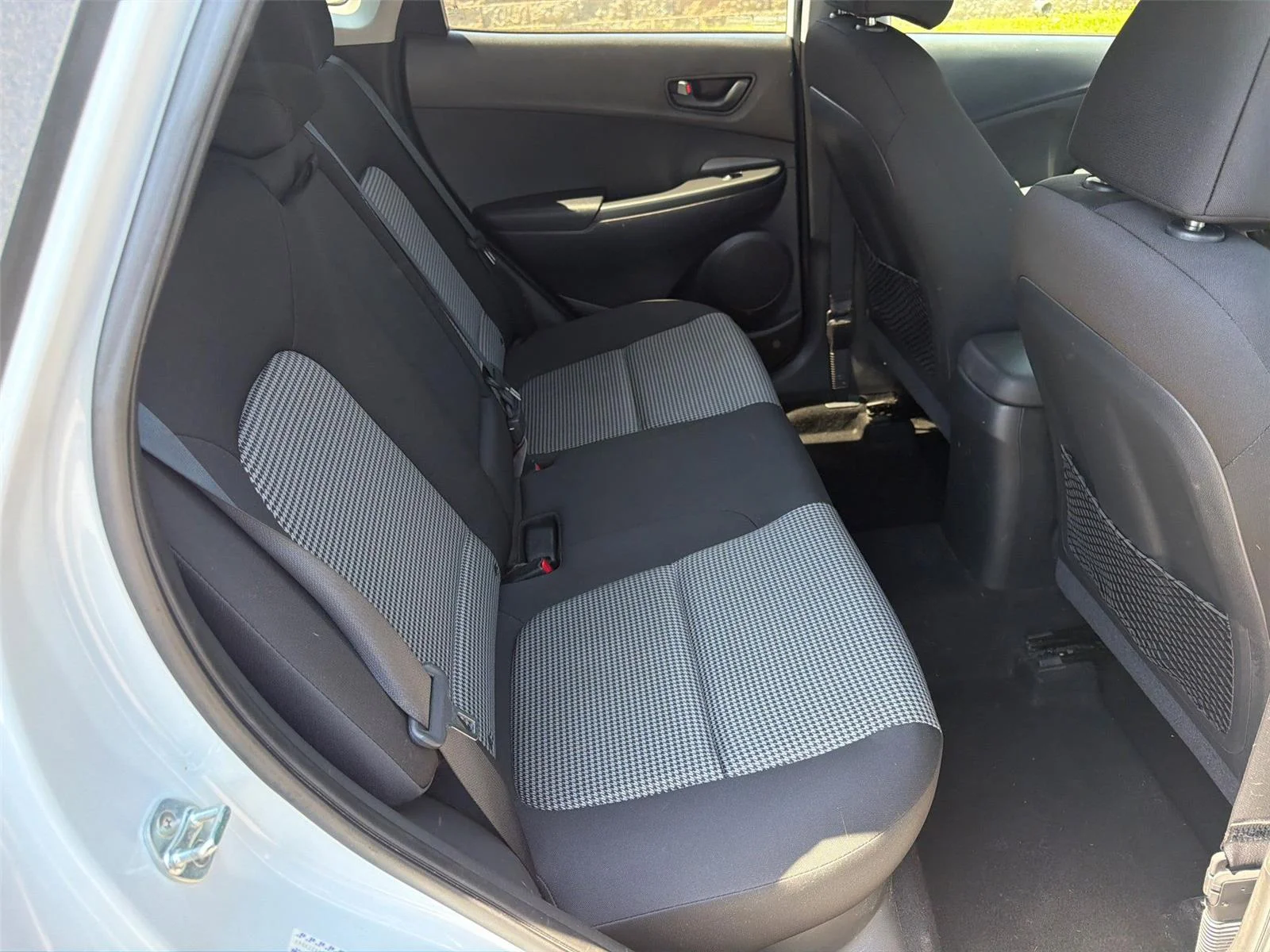 Used 2018 Chalk White Hyundai SEL image 6