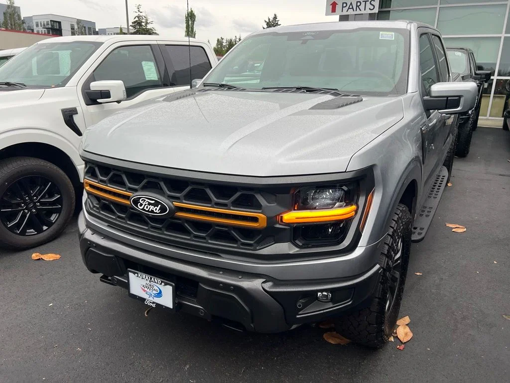 New 2026 Iconic Silver Metallic Ford Tremor® image 4