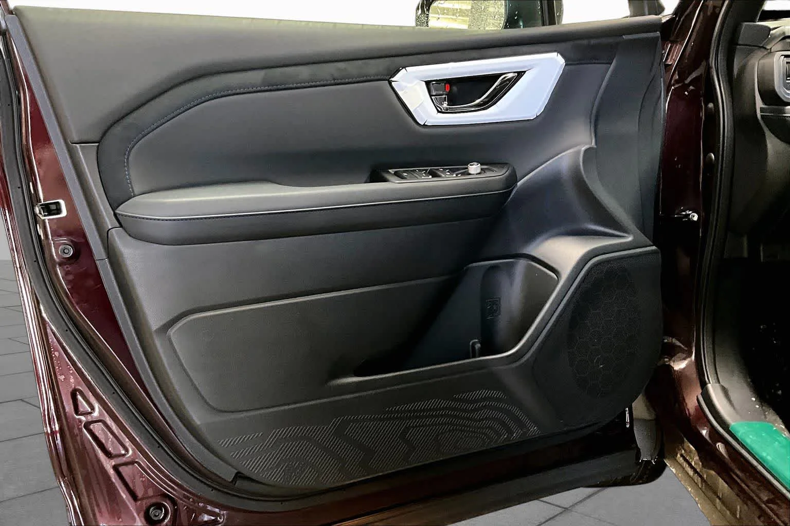 New 2026 Dark Mahogany Pearl Subaru Limited image 10
